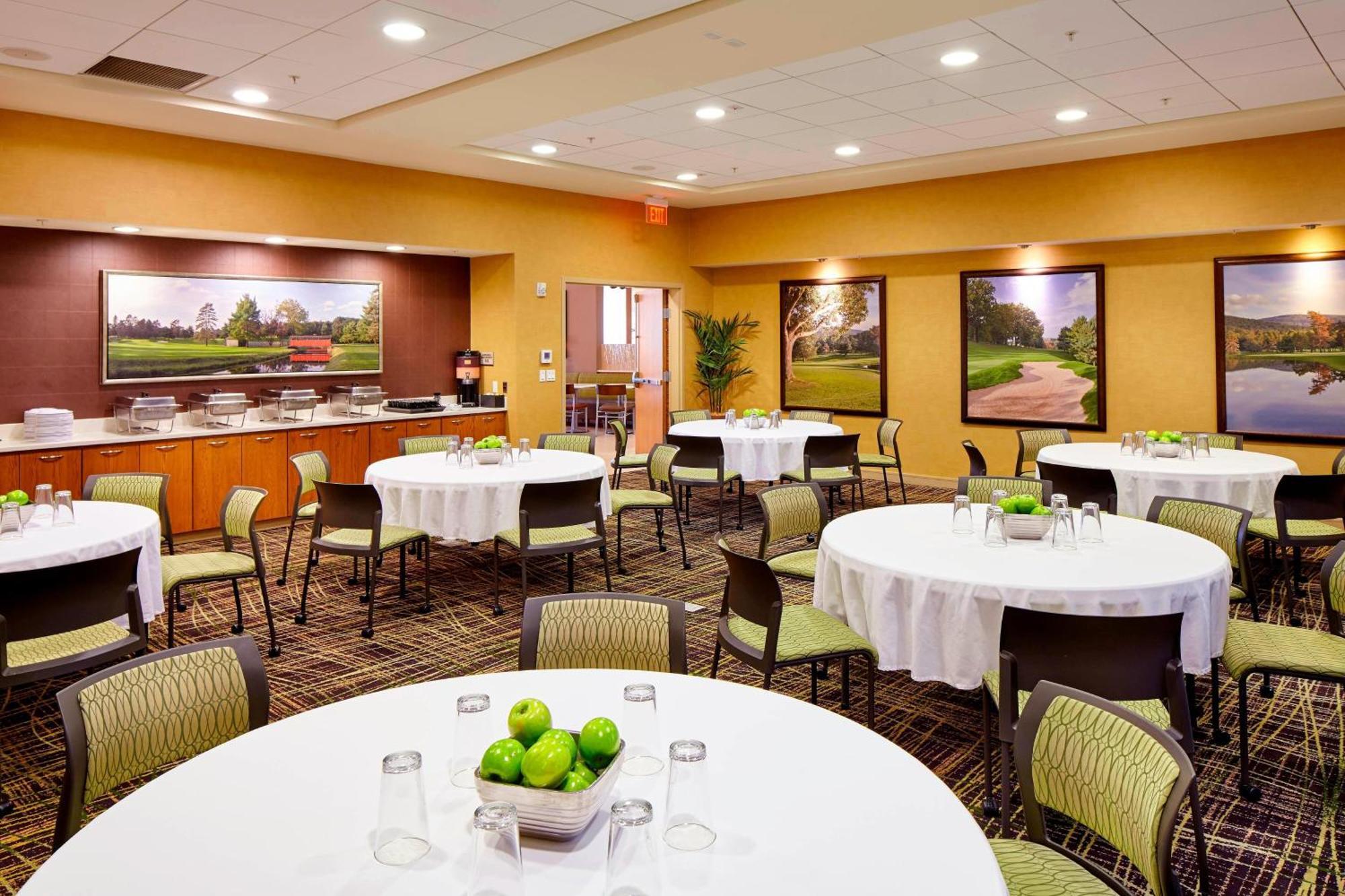 Springhill By Marriott Pittsburgh Hotel Latrobe